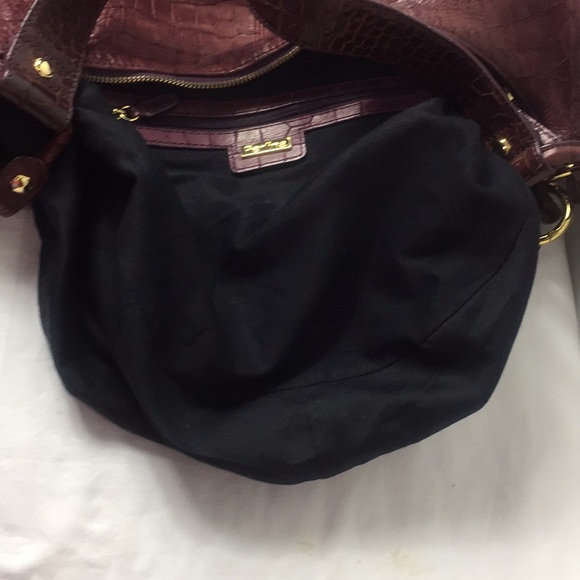 Perkins burgundy leather croc design leather bag - Picture 6 of 7